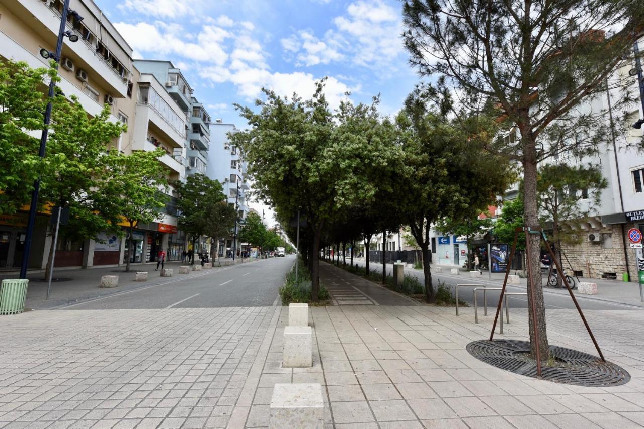 Centrum Hotel Tirana Exterior photo